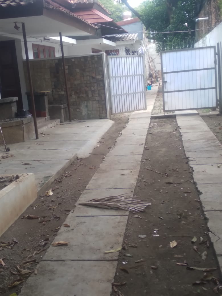 Rumah Dijual Di Menteng, Rumah Lama 1 Lantai, Butuh Renovasi