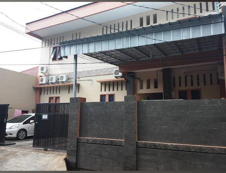 Dijual Rumah 2 Lantai di Tanjung Priok, 20 Kamar, Good Invest