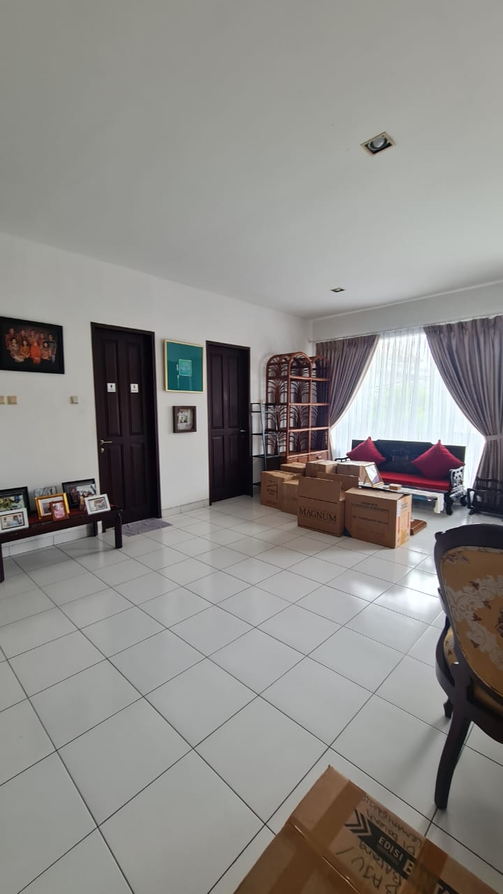 Dijual Rumah Murah di Pinang Nikel Pondok Indah. 2 Lantai Dekat Pondok Indah Mall. Minimalis
