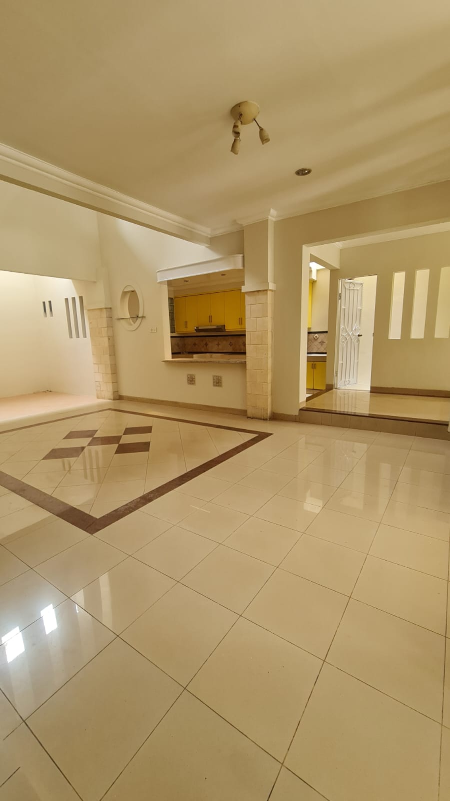 Rumah di Niaga Hijau Pondok Indah, Siap huni,strategis,dekat BCA Pondok Indah