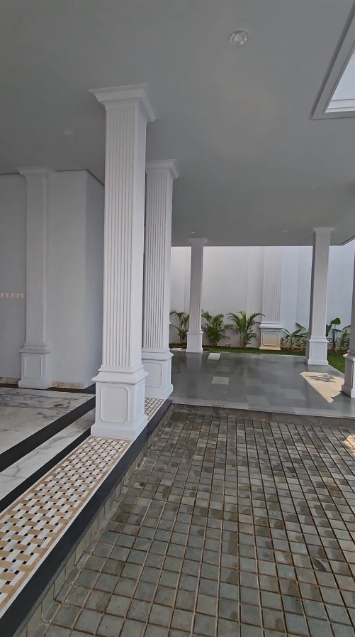 Rumah Mewah Brand New di Pondok Indah
