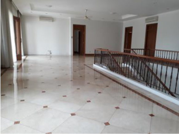 Jual Rumah 2 Lantai di Pondok Indah Halaman Luas Ada Kolam Renang Dekat Pondok Indah Mall Pim