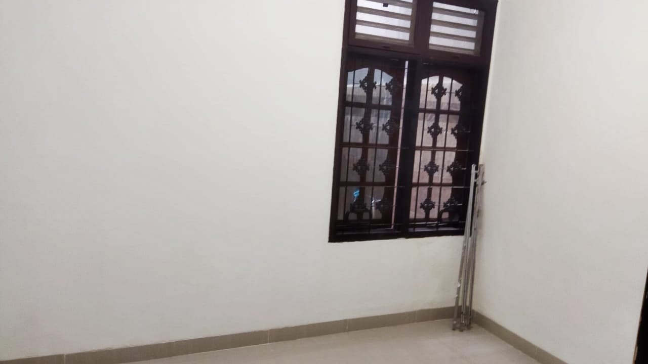 Jual Rumah 2 Lantai Siap Huni di Pondok Indah – Lokasi Strategis dan Nyaman