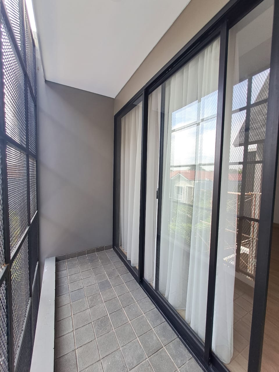 Rumah Mewah 3.5 Lantai Dijual di Area Premium Kemang – Super Eksklusif