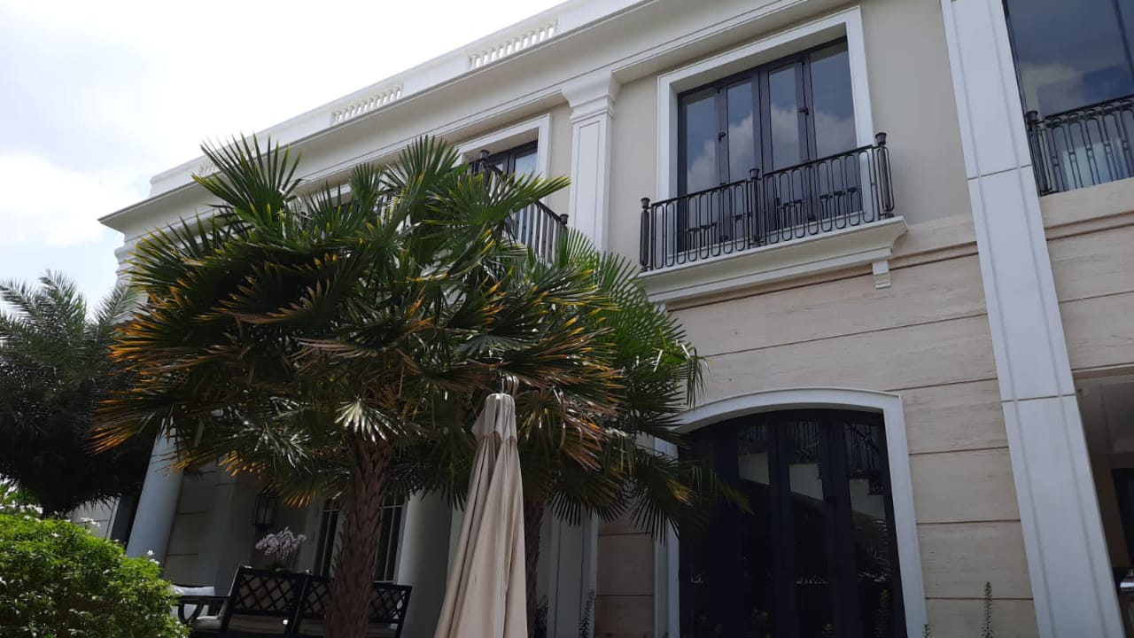Rumah Mewah di Kuningan, Lux, Furnished, Luas Fisik 950 m2
