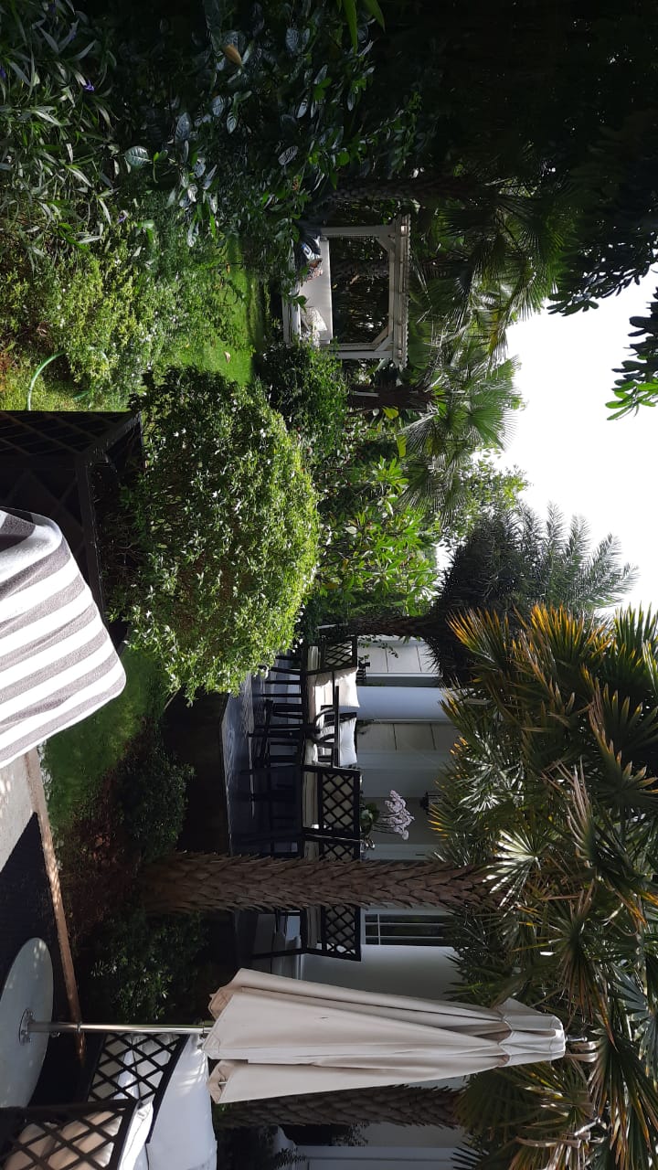 Rumah Mewah di Kuningan, Lux, Furnished, Luas Fisik 950 m2