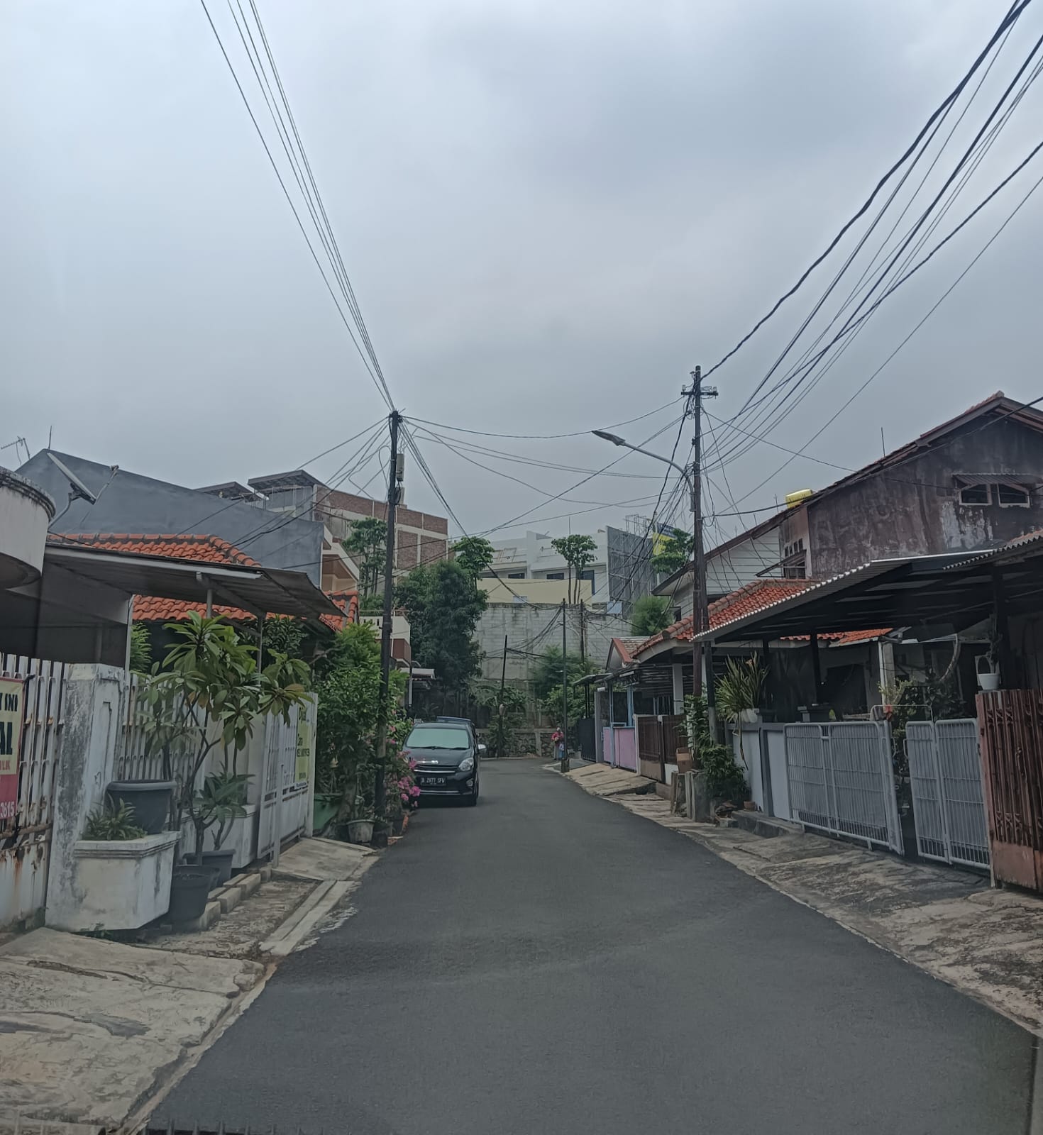 Sangat Dekat dengan Pintu Tol Veteran Tanah Kusir, Siap Huni, Bebas Banjir, One Gate System
