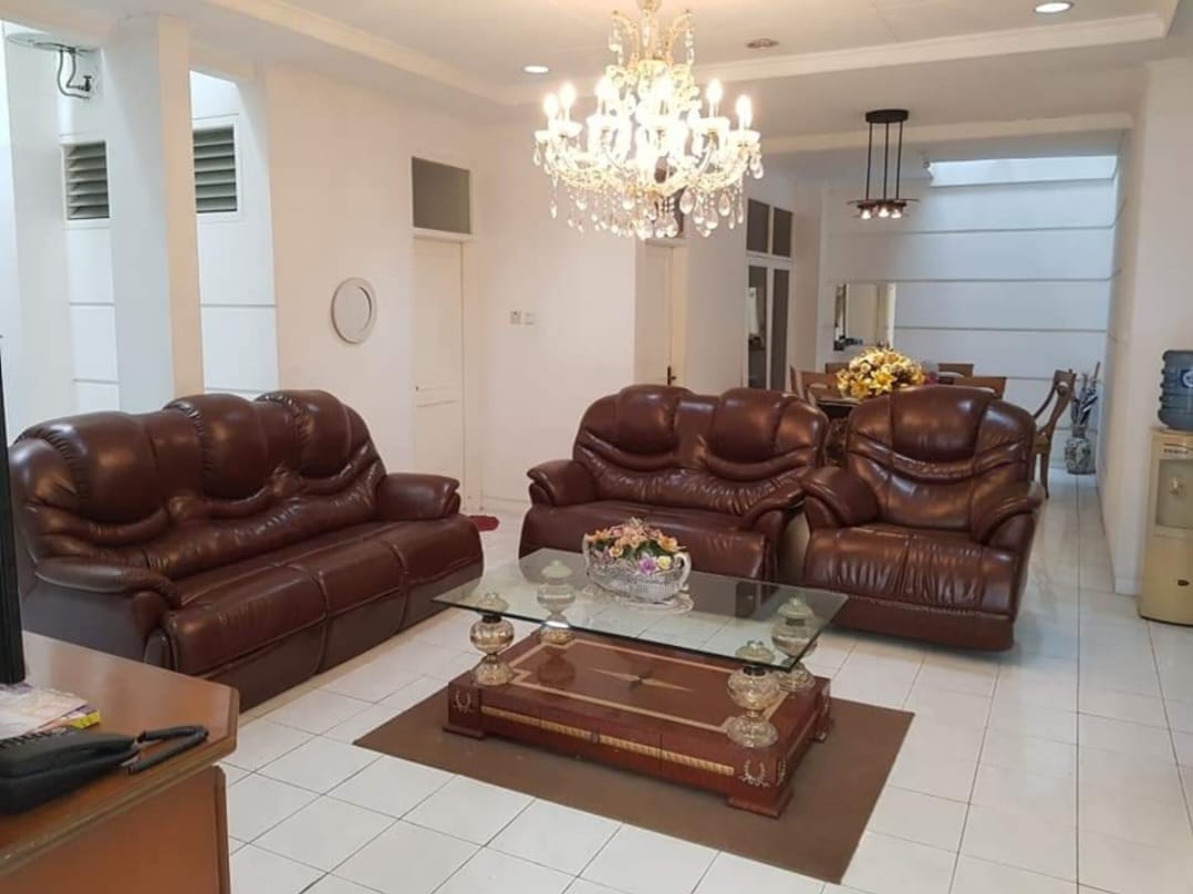Rumah Full Furnished di Pondok Indah, Dekat PIM