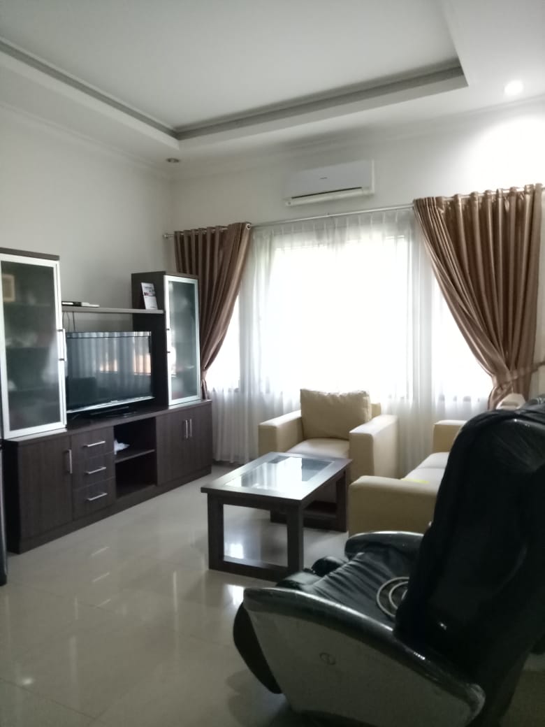 Rumah 2 Lantai di De Latinos BSD, Ada Water Heater Solahart