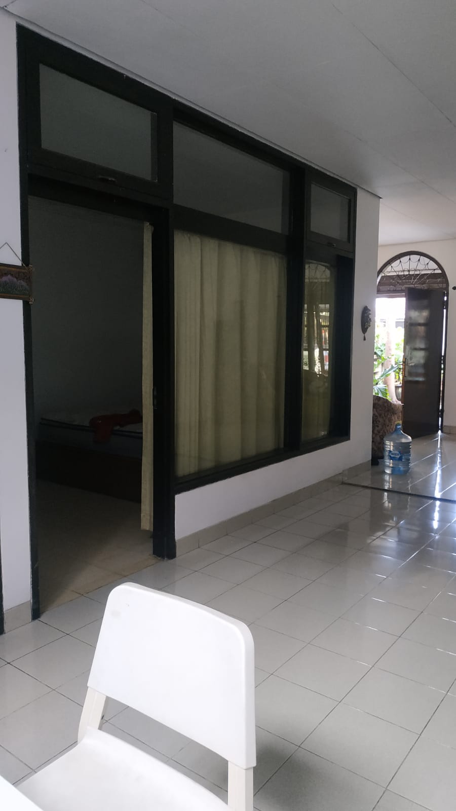 Sewa Rumah Lama 1 Lantai di Pondok Indah-Carport 1 Mobil