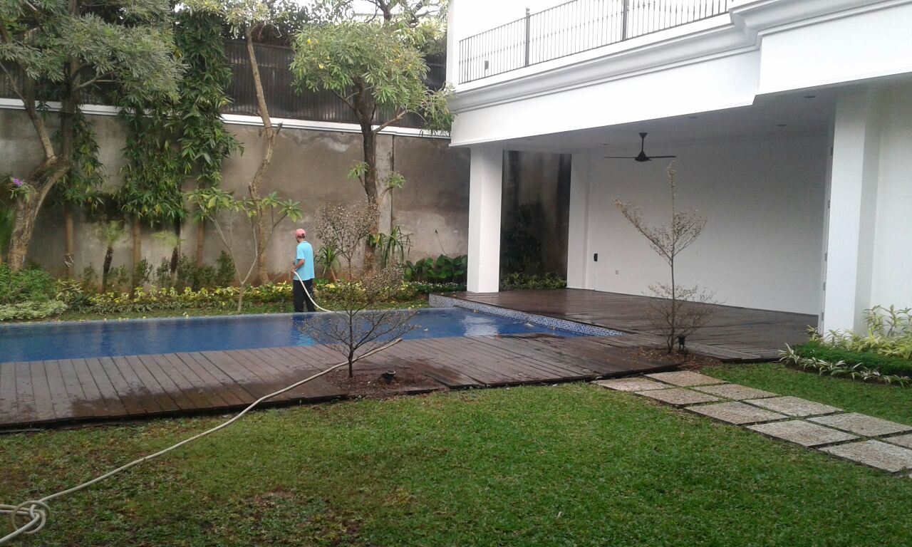 Rumah Megah di Kawasan Elit Kebayoran Baru
