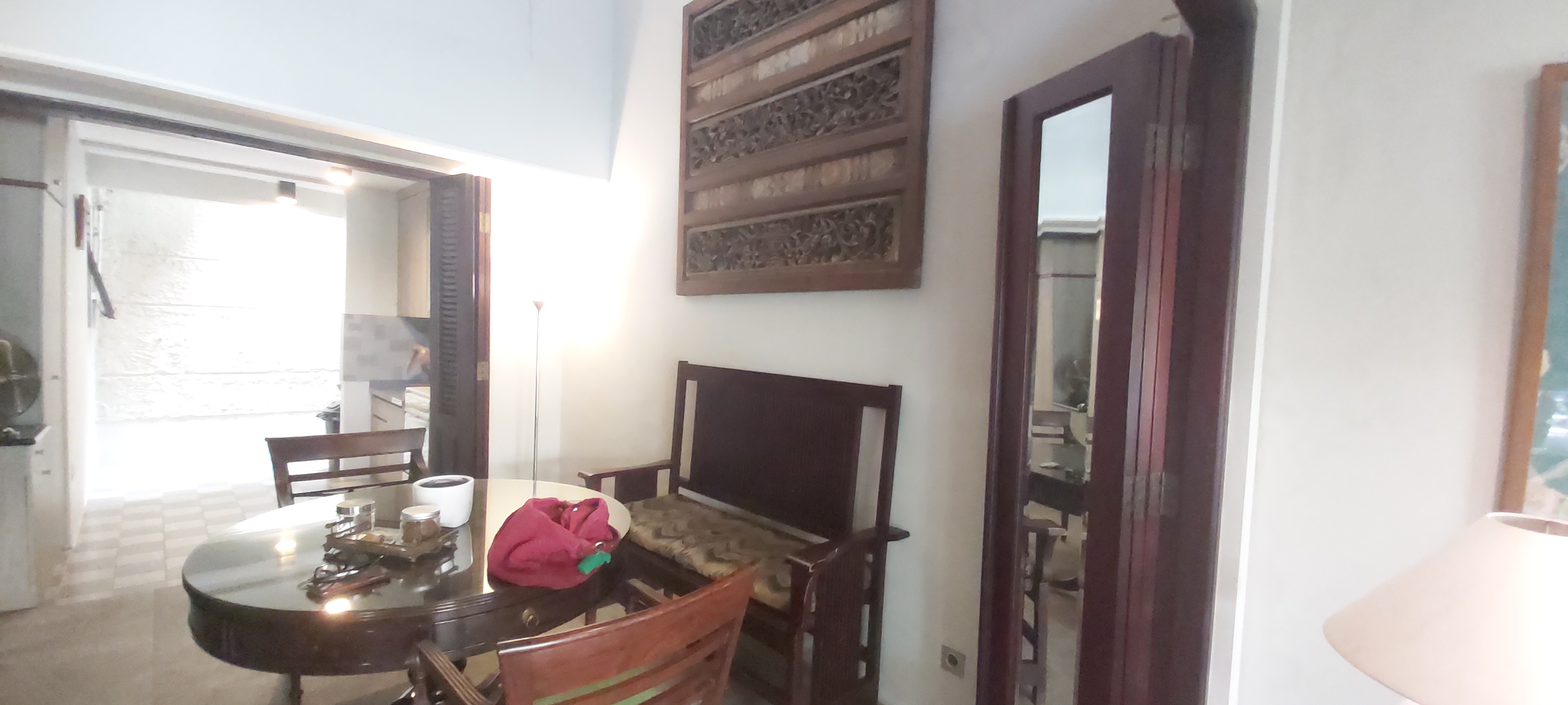 Rumah 2 Lantai di Pondok Indah, Bisa Jalan Kaki ke PIM. Ada Gudang