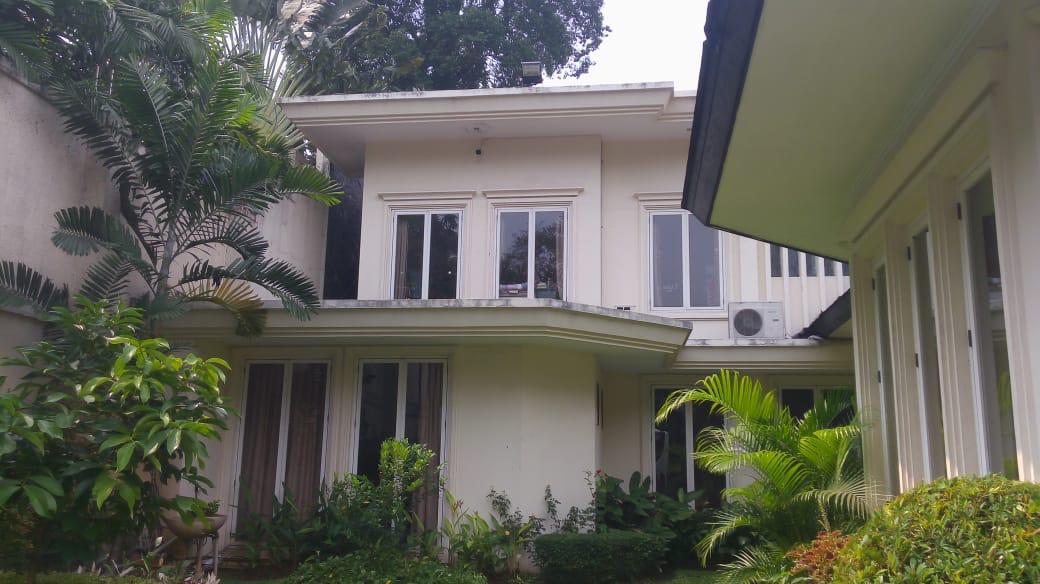 Rumah Area Menteng, Cocok untuk Kantor dan Kedutaan