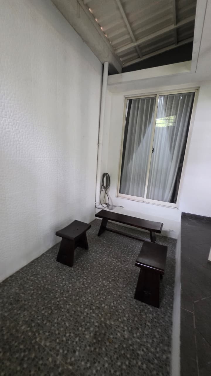 Rumah Murah 2 Lantai Dalam Komplek Exclusive, Sangat Dekat ke Pondok Indah, Ada Club House