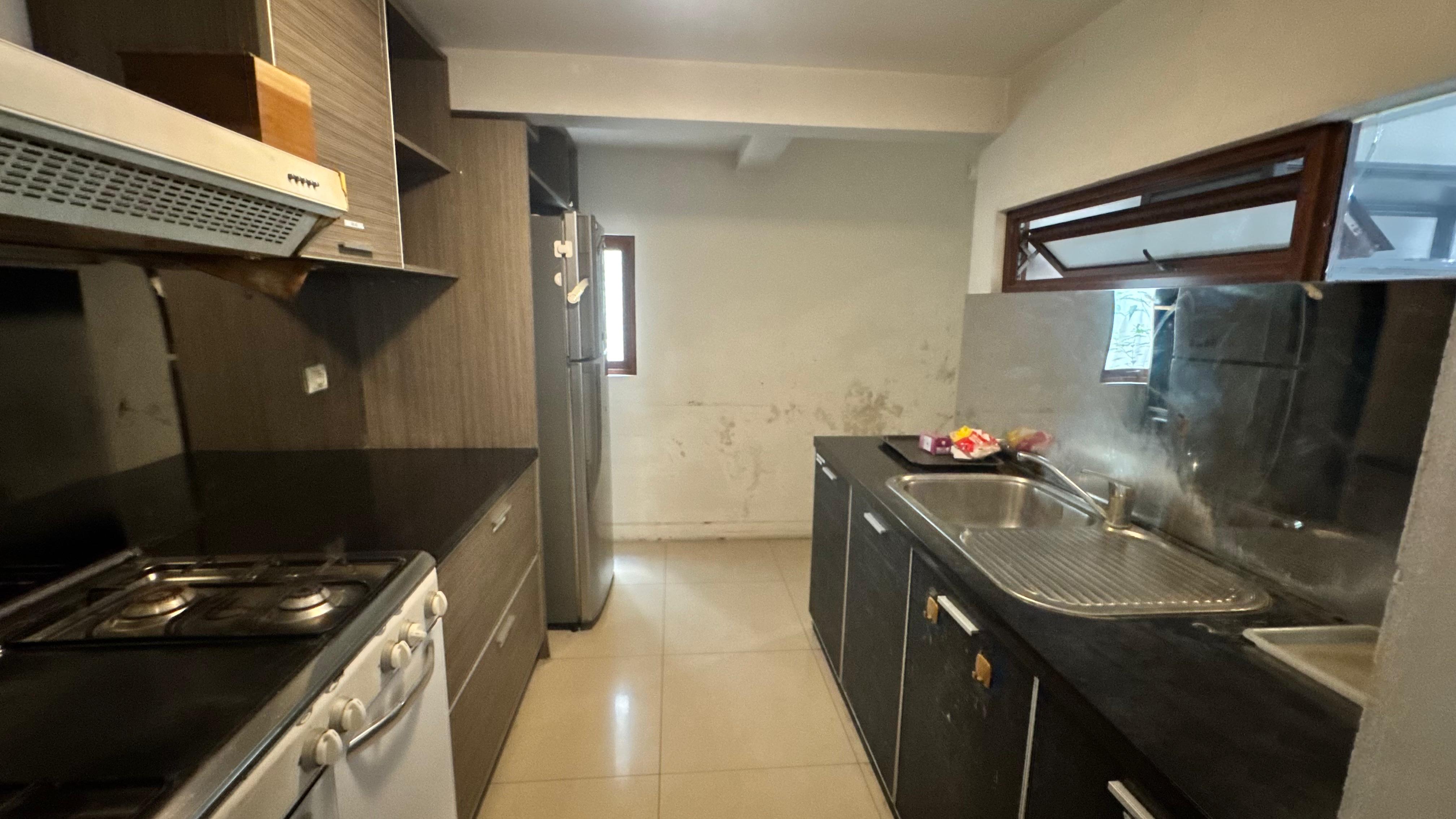 Rumah Minimalis Cantik Rapi 2 Lantai di Kemang-Dalam Komplek Townhouse