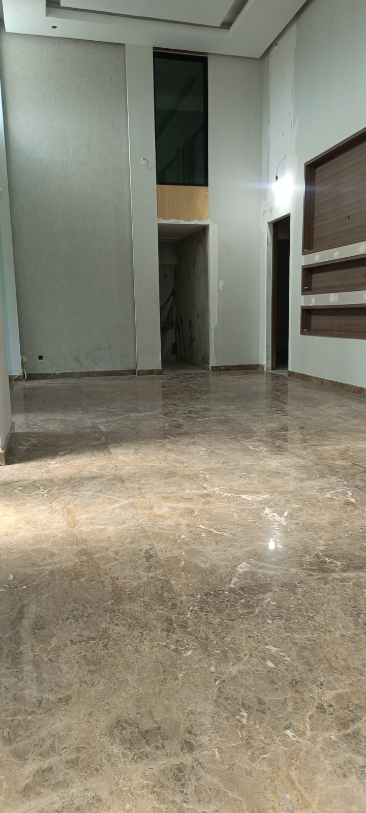 Sewa Ruang Usaha di Kemang Raya Lantai 1 Luas 476 M2