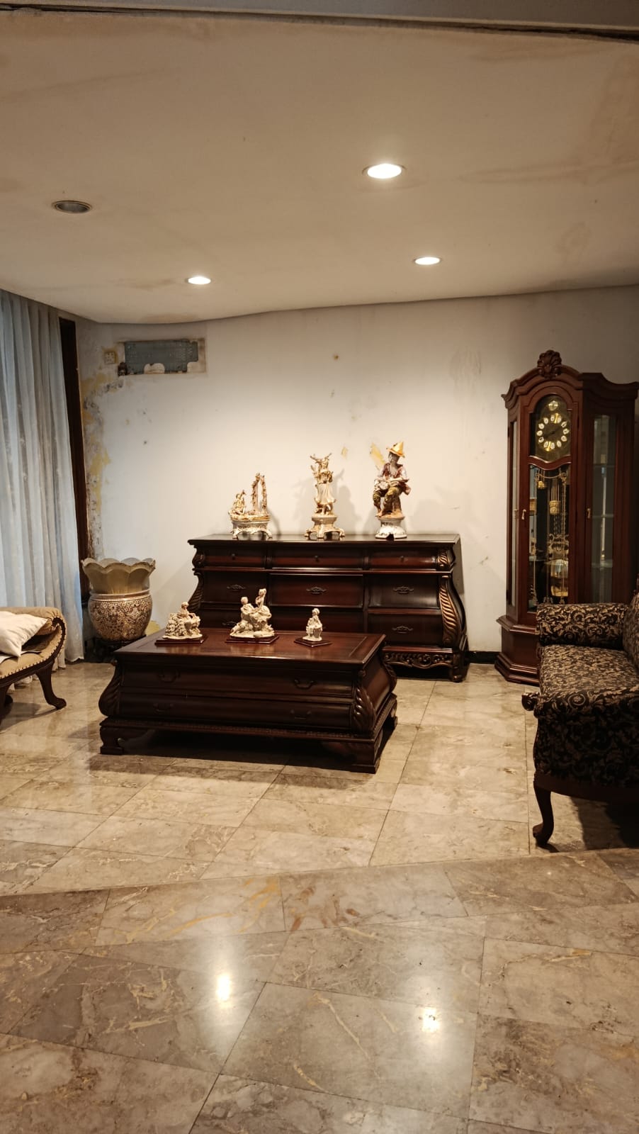 Rumah Lama Area Pakubuwono, Dekat Area Komersil, Jalan Lebar 2 Mobil